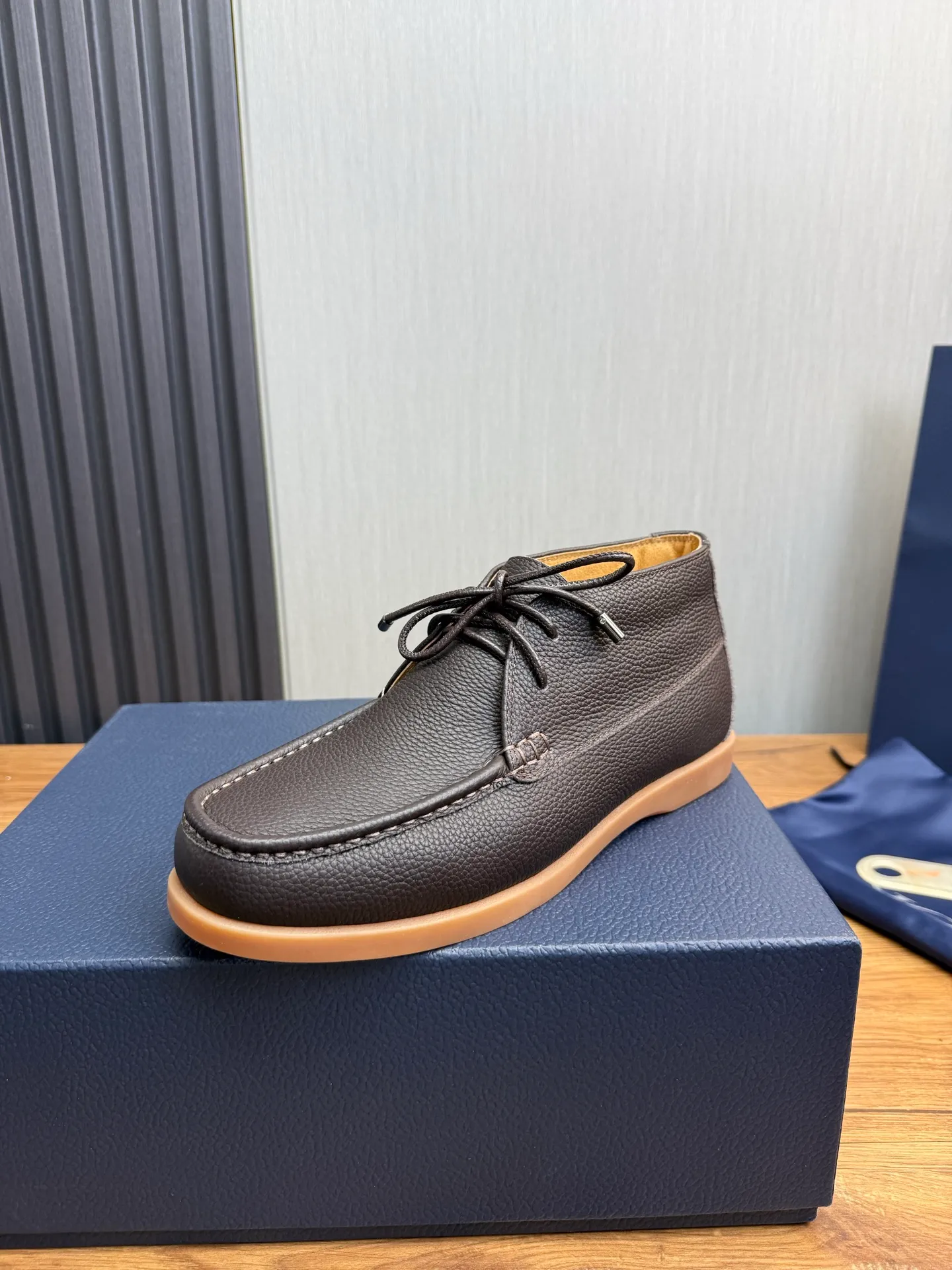 Factory price 620💰🈶Pili.Mauri [Dior] Men's official website na hot sale🔥Imported cowhide + cowhide lining. Original rubber wear-resistant outsole. High quality shipment ⬆️Code number 38-44, (45 customized)